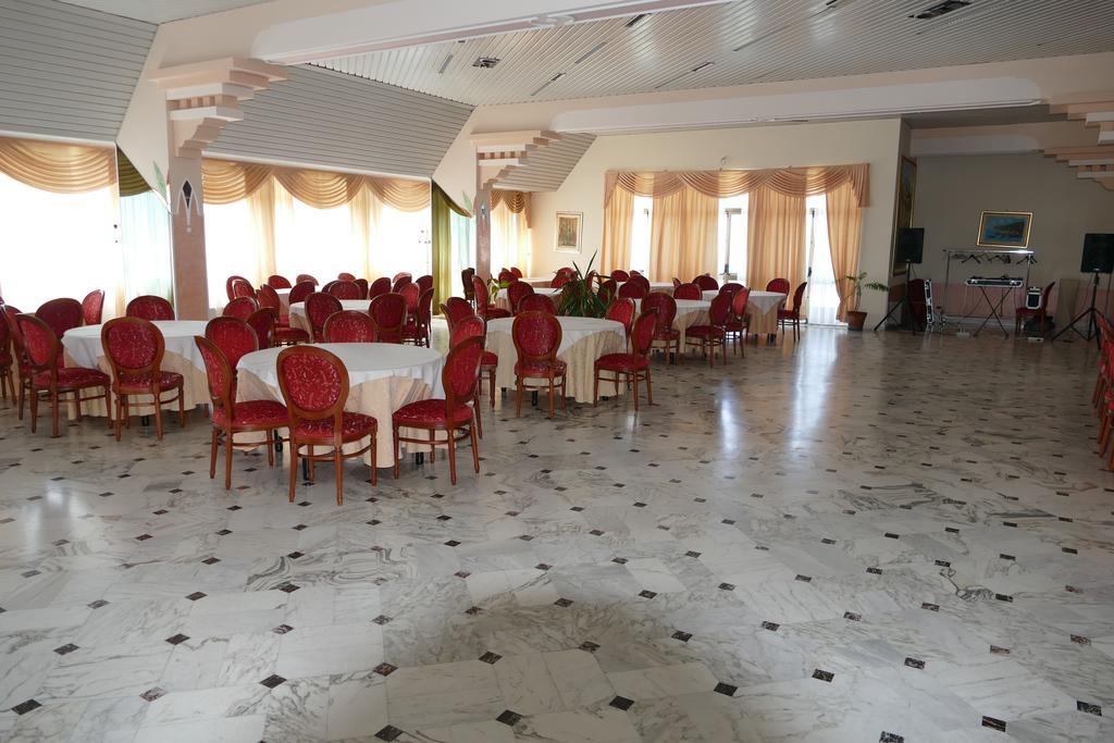 Hotel L'Ulivo Mirabella Eclano Extérieur photo
