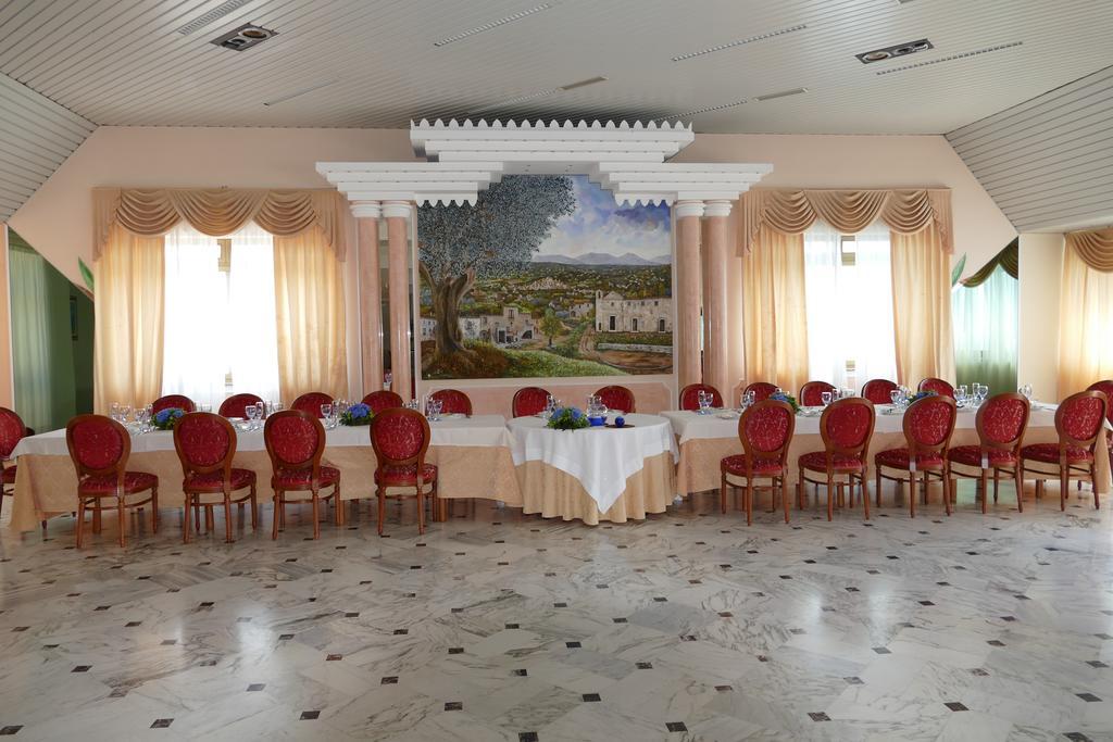 Hotel L'Ulivo Mirabella Eclano Extérieur photo